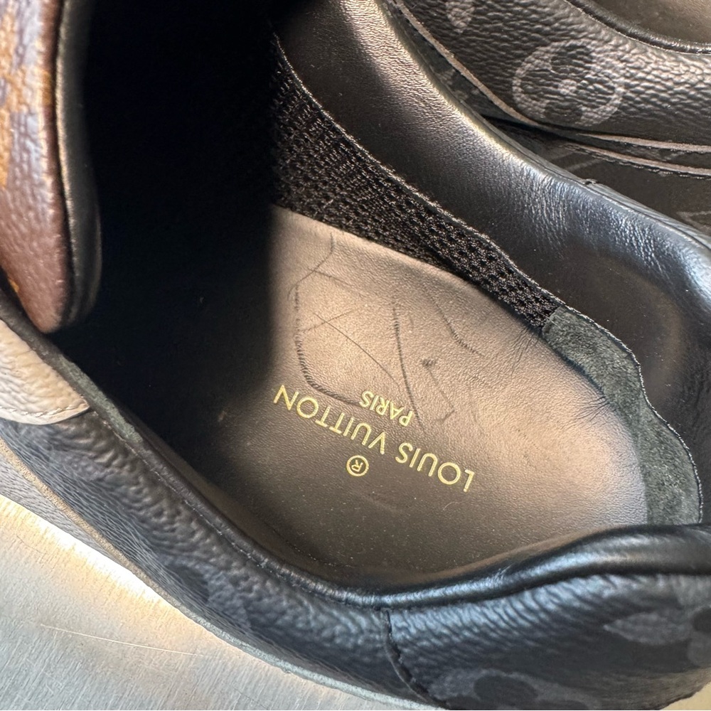 Louis Vuitton Monogram Run Away Sneakers in Tri-Color US 9 - Picture 5 of 7